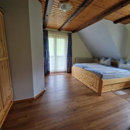 Gaestehaus Rehm Bed and breakfast 3*